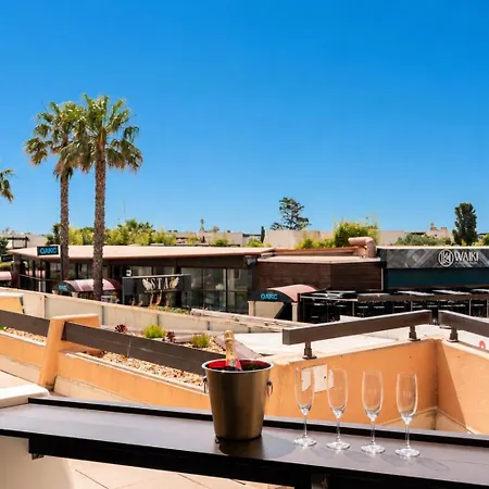 Nova Port Nature Design Face Au Waiki - Parking - Village Naturiste * Agde